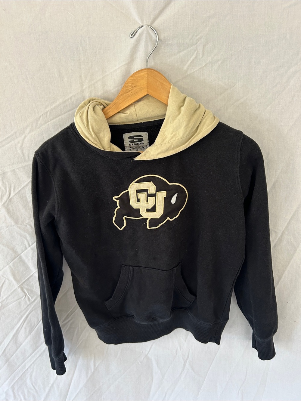 Kids’ CU Buffalo Hoodie in Black and Tan